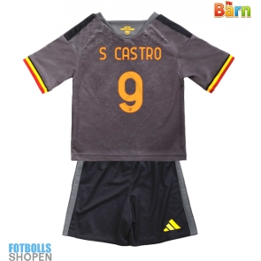 Billiga AS Roma Santiago Castro #9 Tredjeställ Barn 2026-27 Kortärmad (+ Korta byxor)